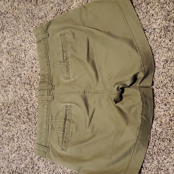 Old Navy Perfect Shorts sz 8 - Picture 3 of 3